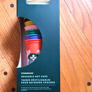 Pack if 6 Starbucks hotcups with lids